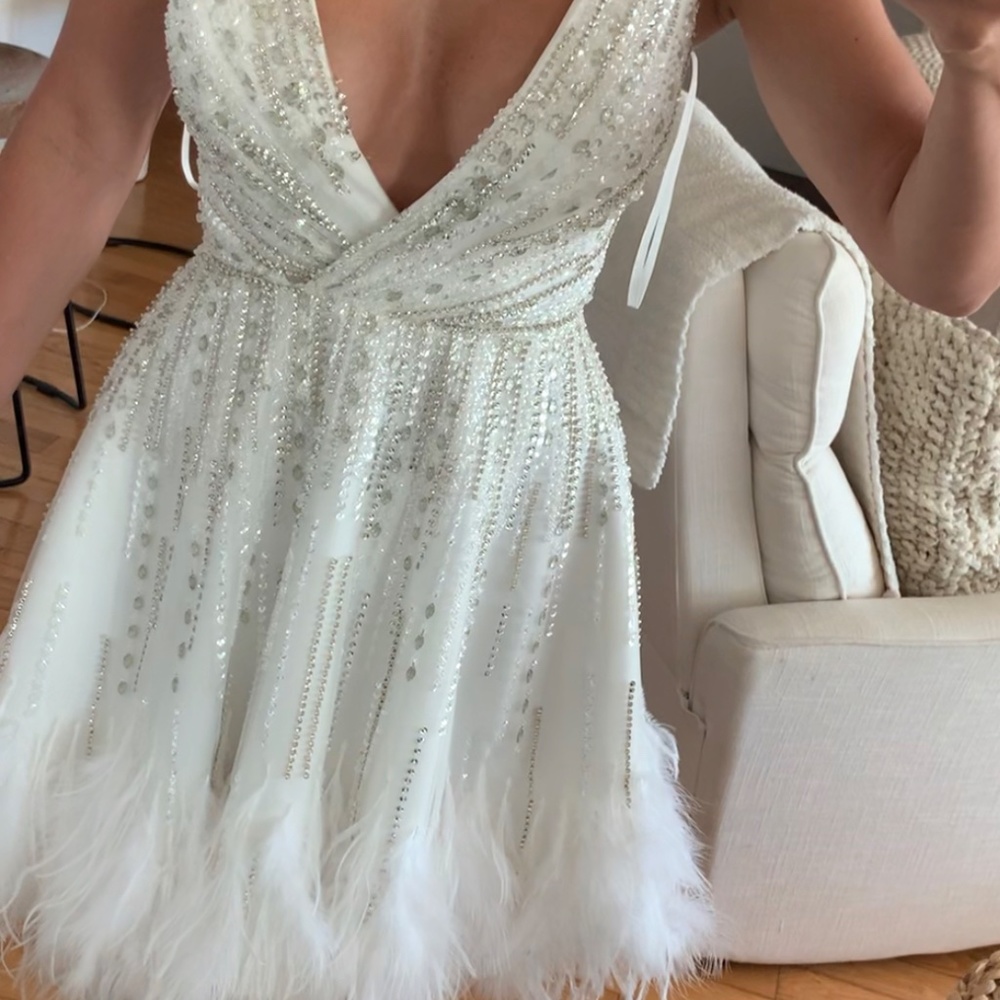 Chic White Sequin Midi Dress